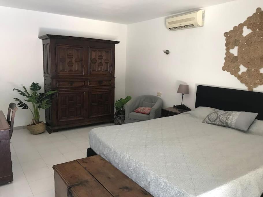 Los Arcos, Costa Brava: Total Privacy, Nature And Sea Views Villa *