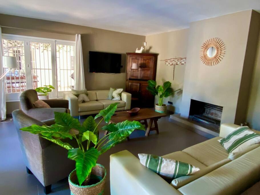 Los Arcos, Costa Brava: Total Privacy, Nature And Sea Views Villa Lloret de Mar